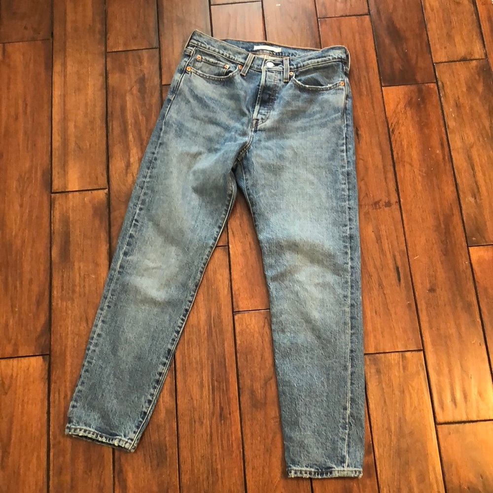 Levi’Wedgie fit